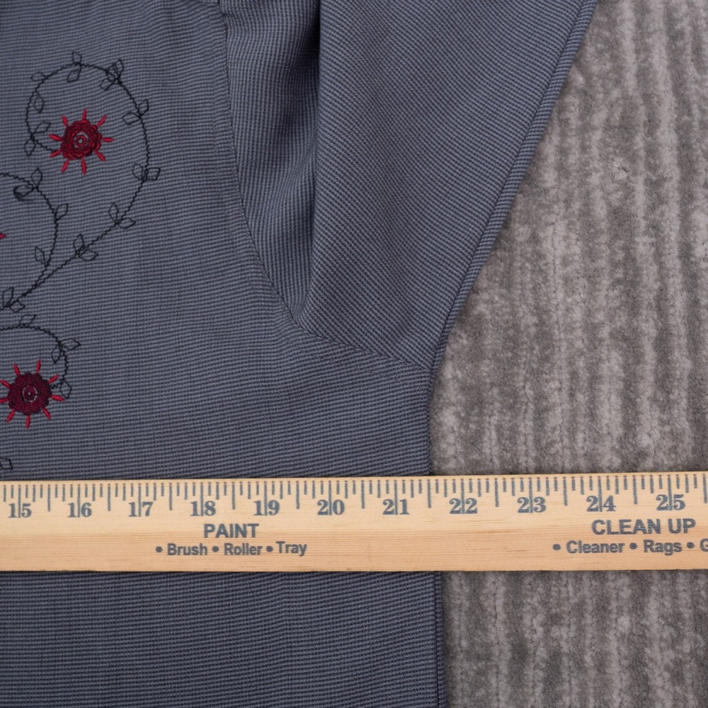 White Stag Blouse Ladies Medium 8/10 Grey Excellent Floral Embroidered Top - Picture 4 of 9